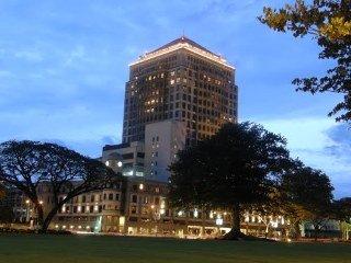 The Apartments At Merdeka Palace Hotel 古晋 外观 照片